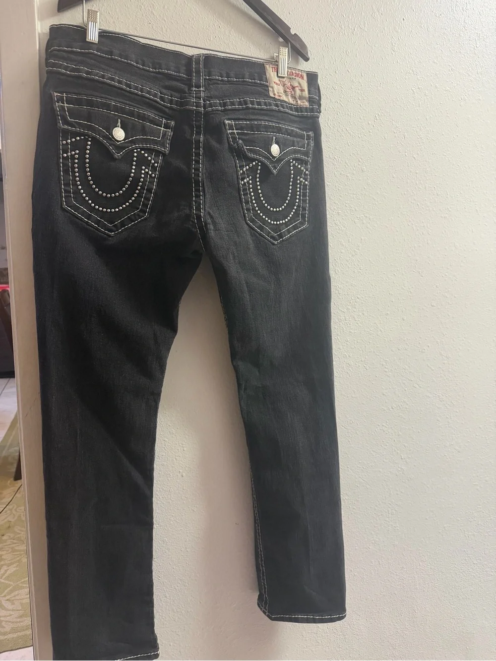 True Religion Black Relaxed Straight Men's Jeans with Contrast Stitching